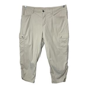 Eddie Bauer Capri Pants Hiking outdoors Tan Size 12 Stretchy Cargo Pockets